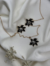 Flora Necklace Set