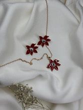 Flora Necklace Set